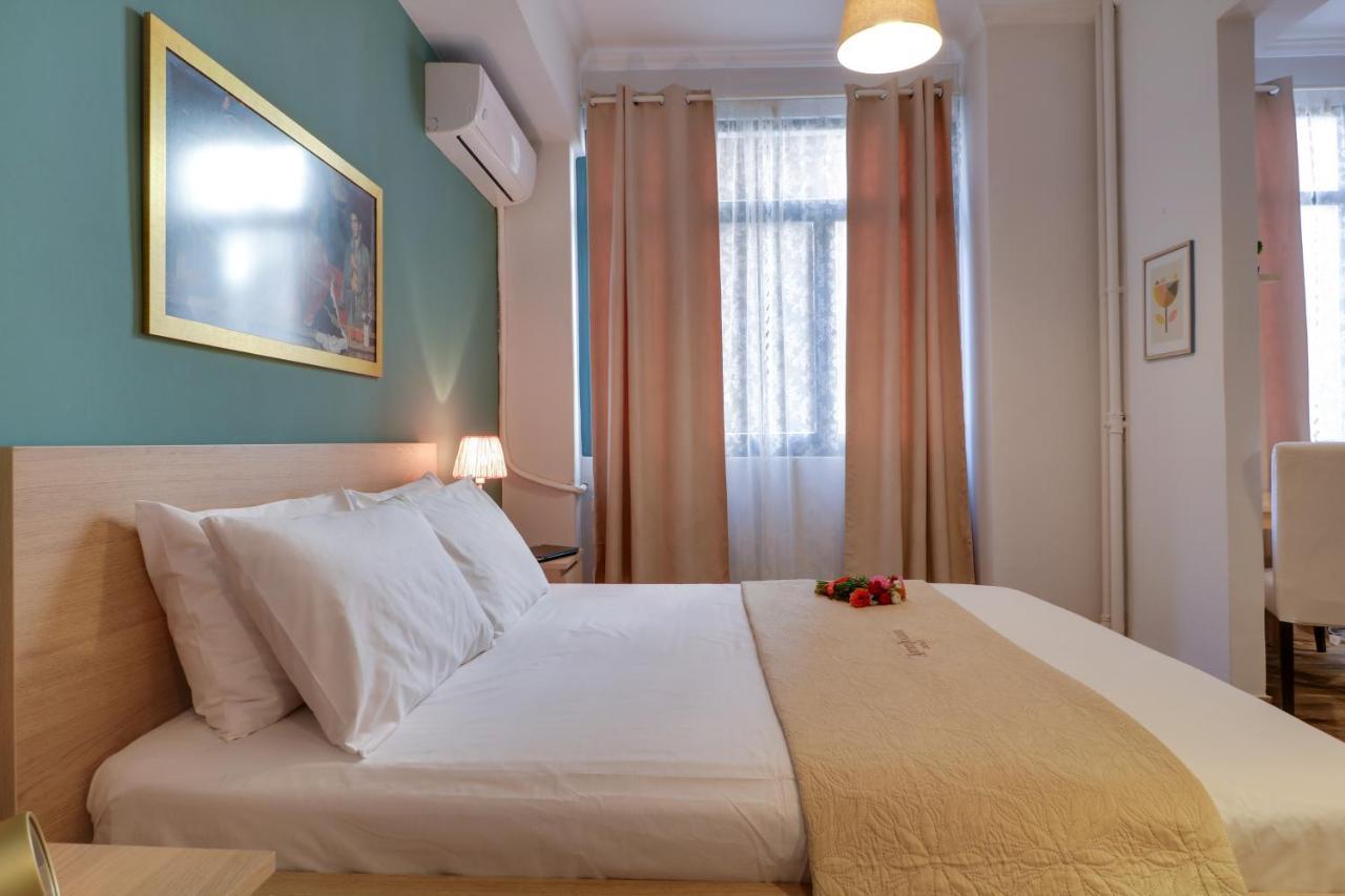 Ermou Fashion Suites By Living-Space Atenas Exterior foto